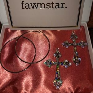 Fawn star on the throne earrings